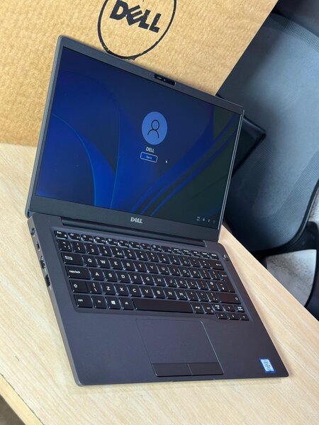 DELL LATITUDE 7400