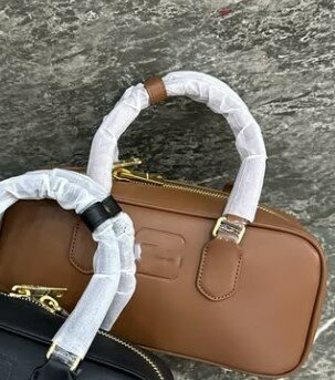 Сумка из натуральной кожи