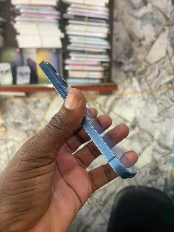 iPhone 13 Bleu 128Go