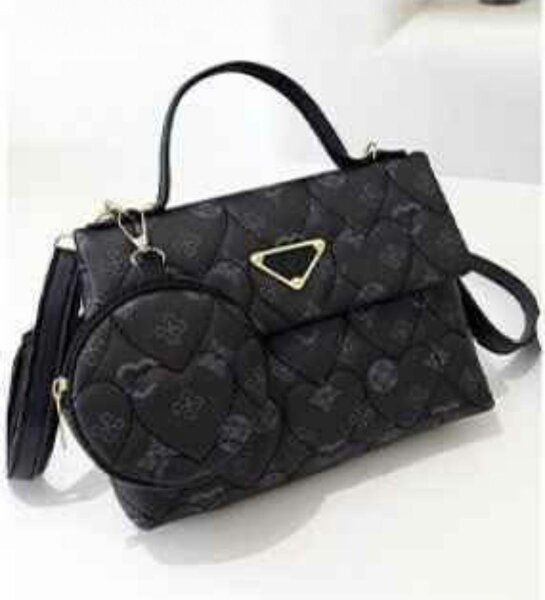 Sac à main chic avec pochette