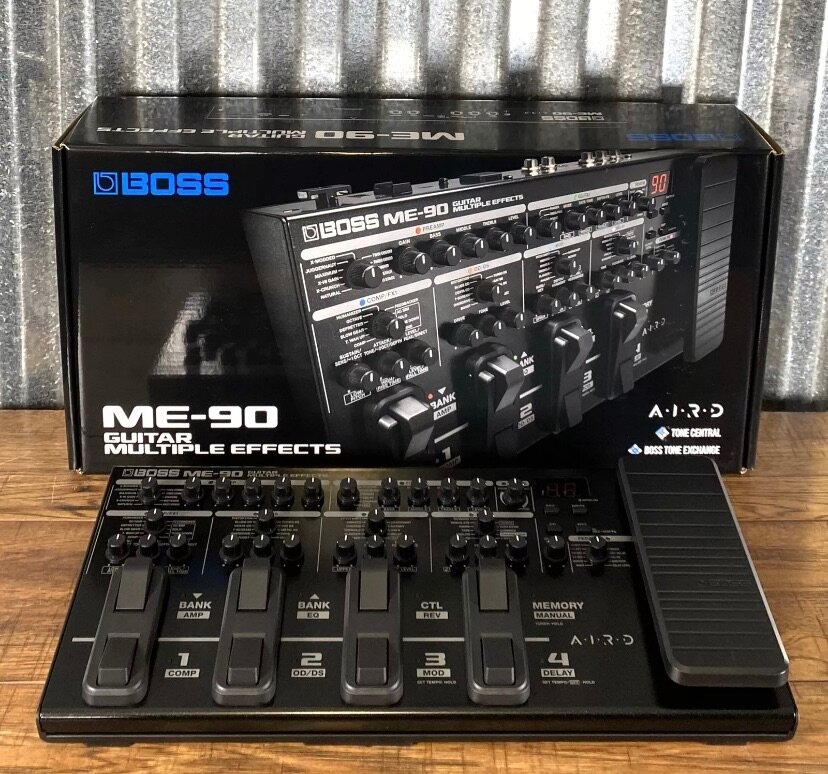 BOSS ME-90 MULTIEFFECT PEDAL