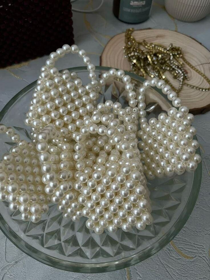 Sac à main perles élégantes