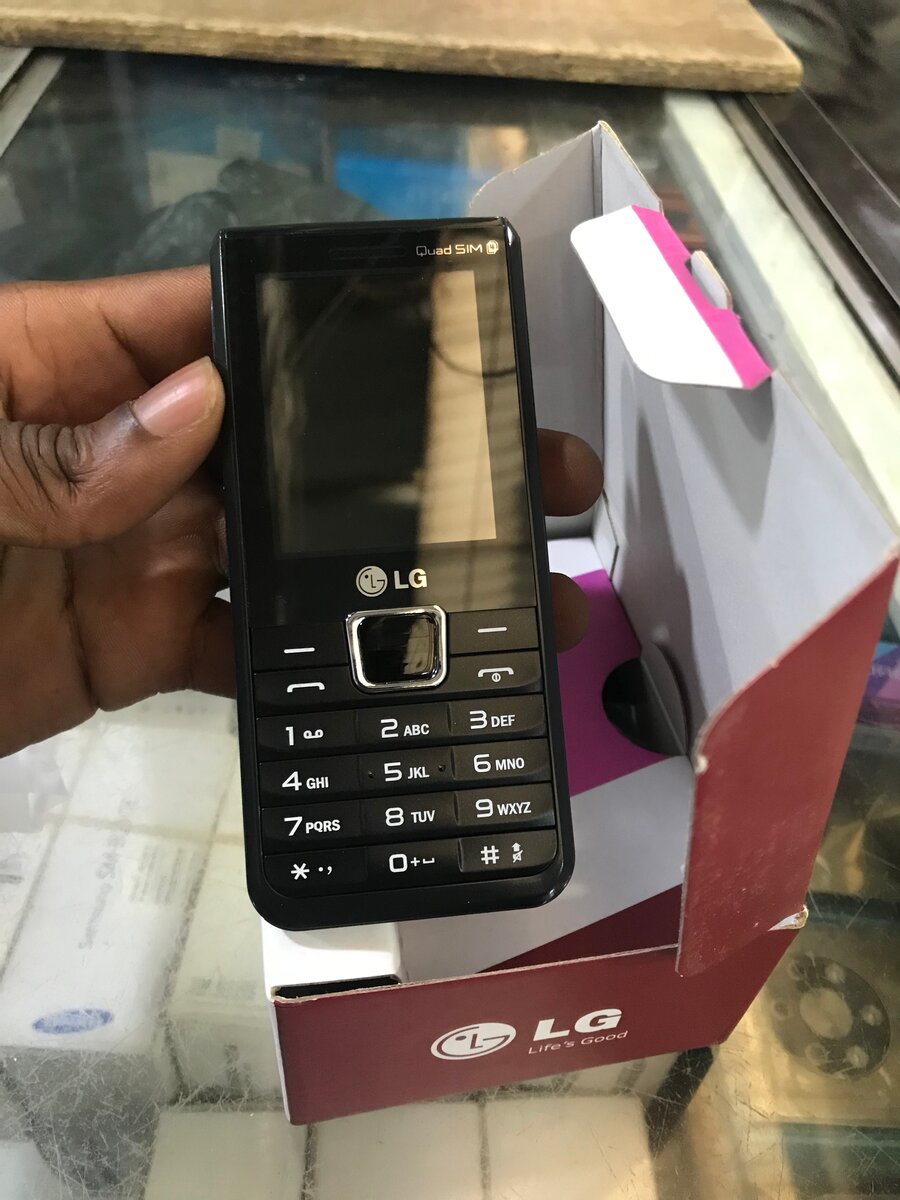 Téléphone LG A395 Dual SIM