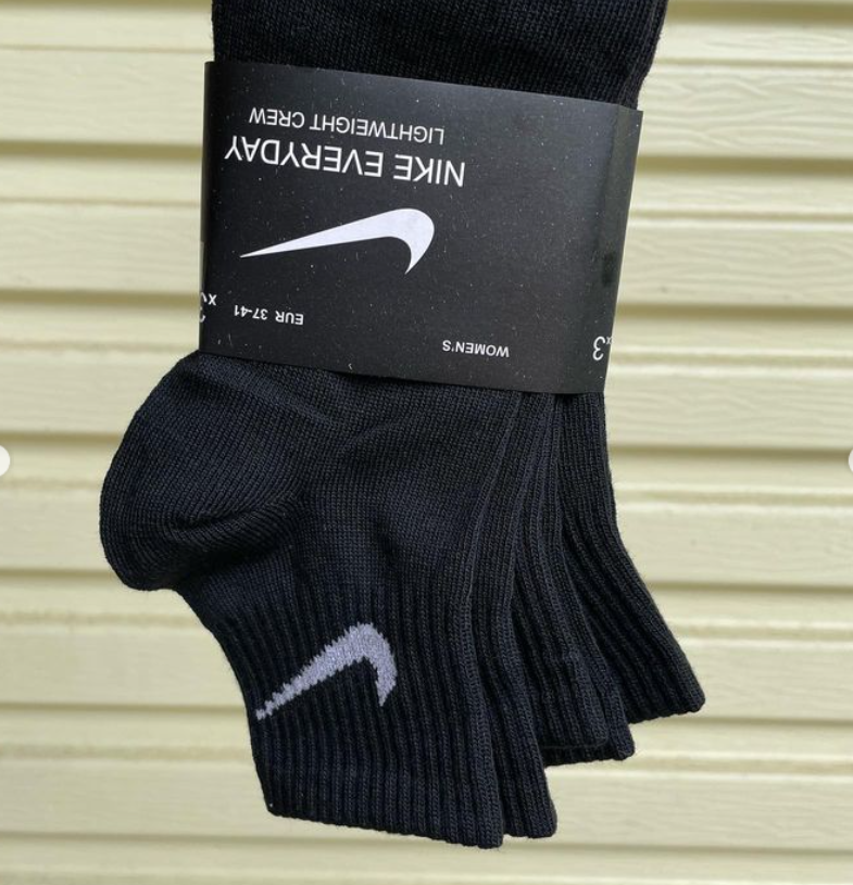 Lightweight Nike socks