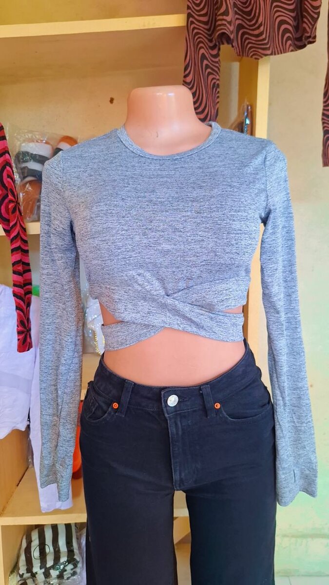 Crop tops tendance pour femmes