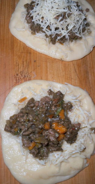 Pâte à pain avec garniture