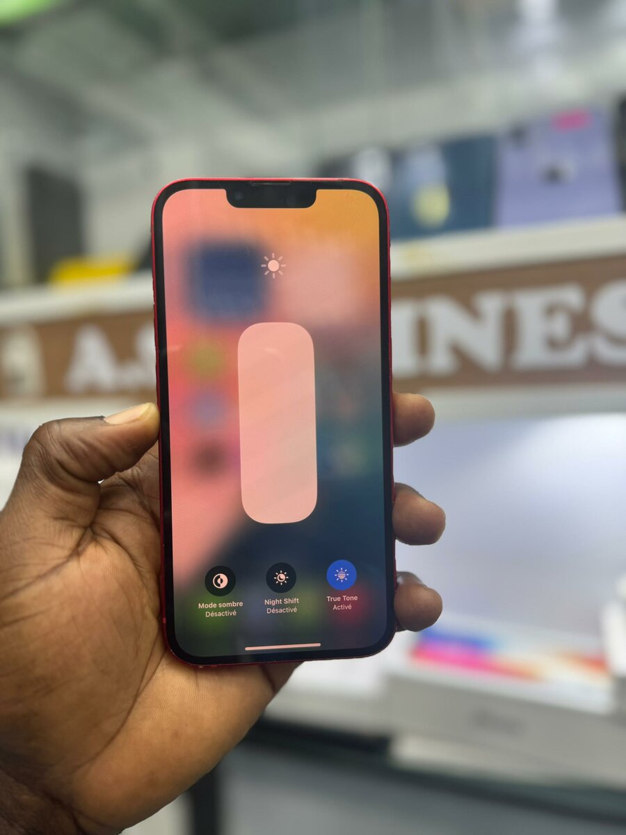 iPhone 13 Rouge Neuf