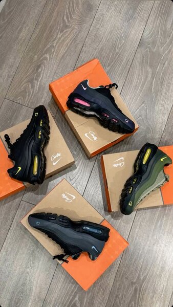 Nocta , ascis el Kayano ,