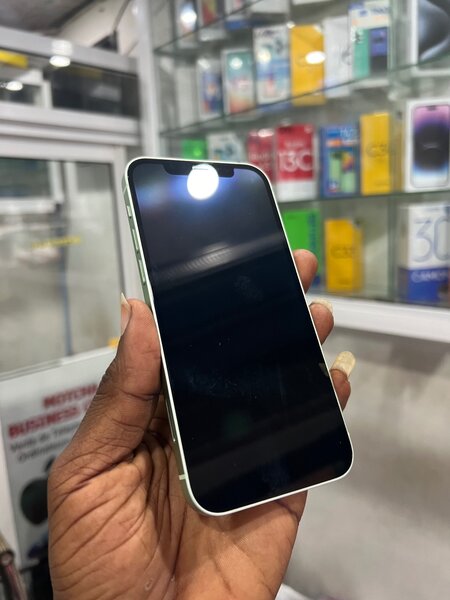 iPhone 12 (128GB)