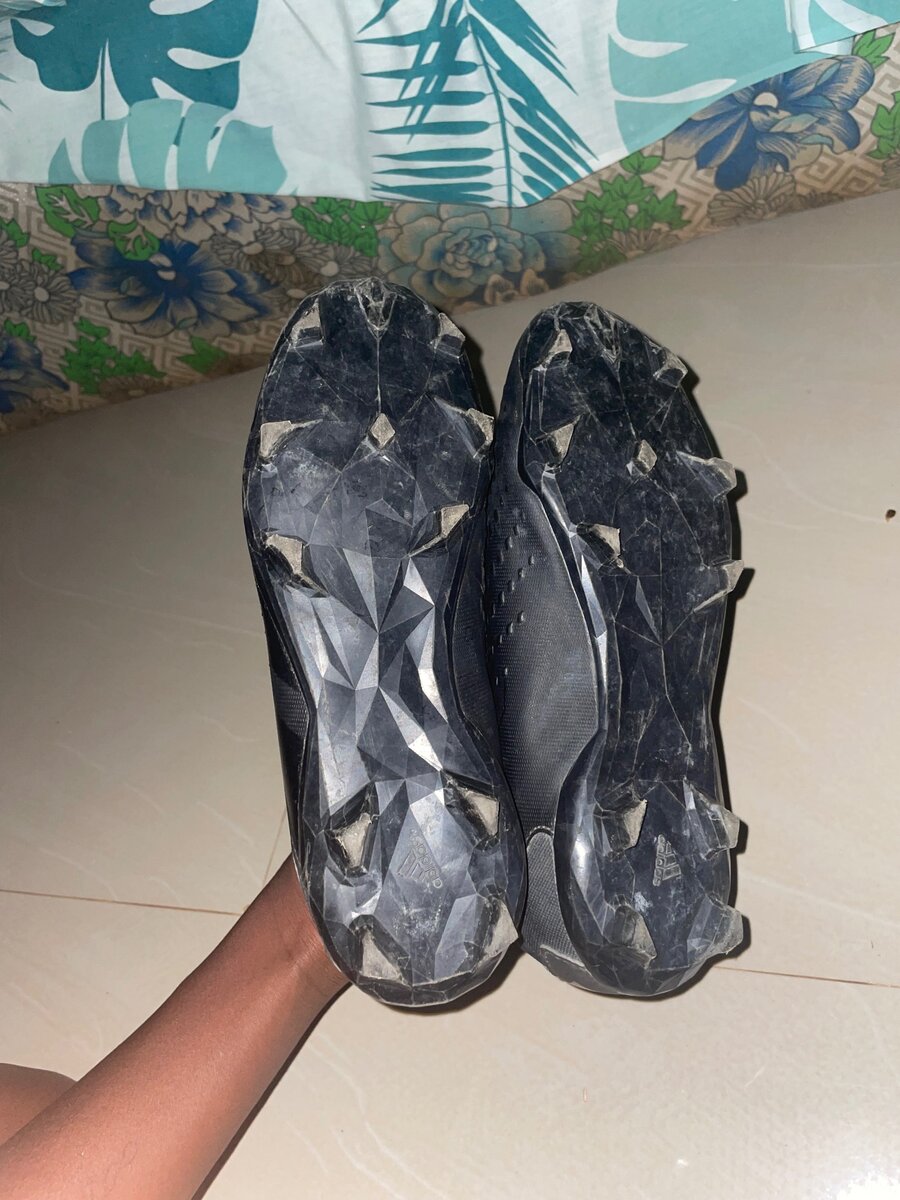 Football Boots Adidas Predator