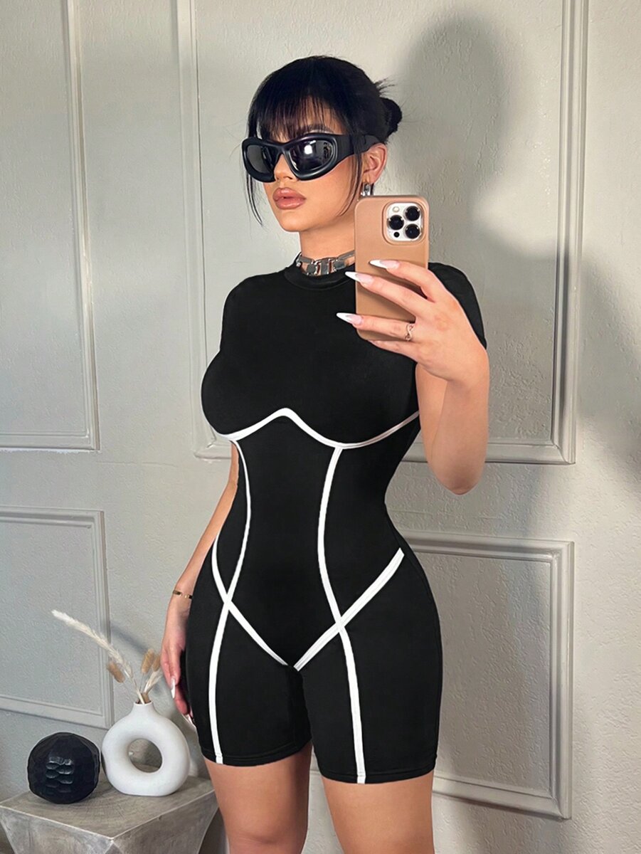 Robe élégante avec franges