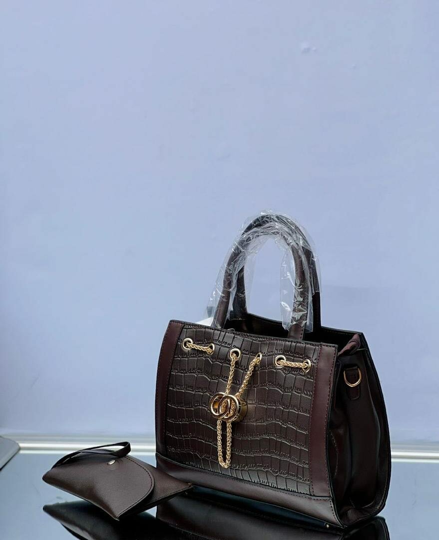 Ladies leather bag