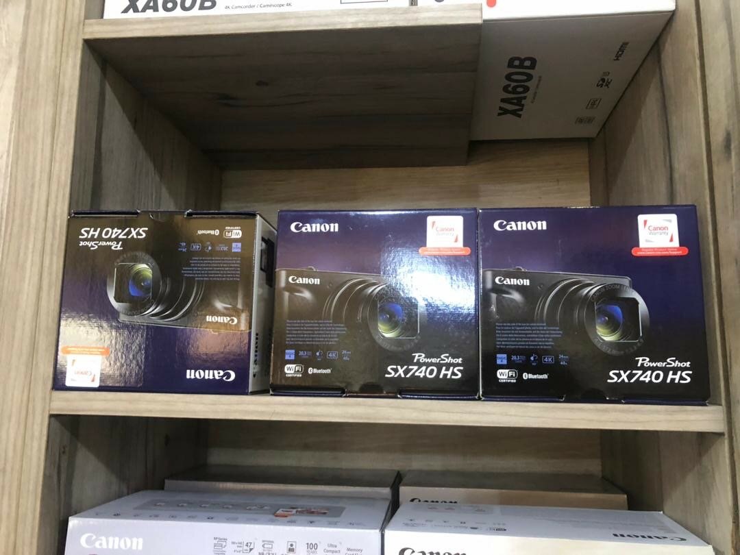 Canon Powershot SX740 HS 20.3-Megapixel Digital Camera