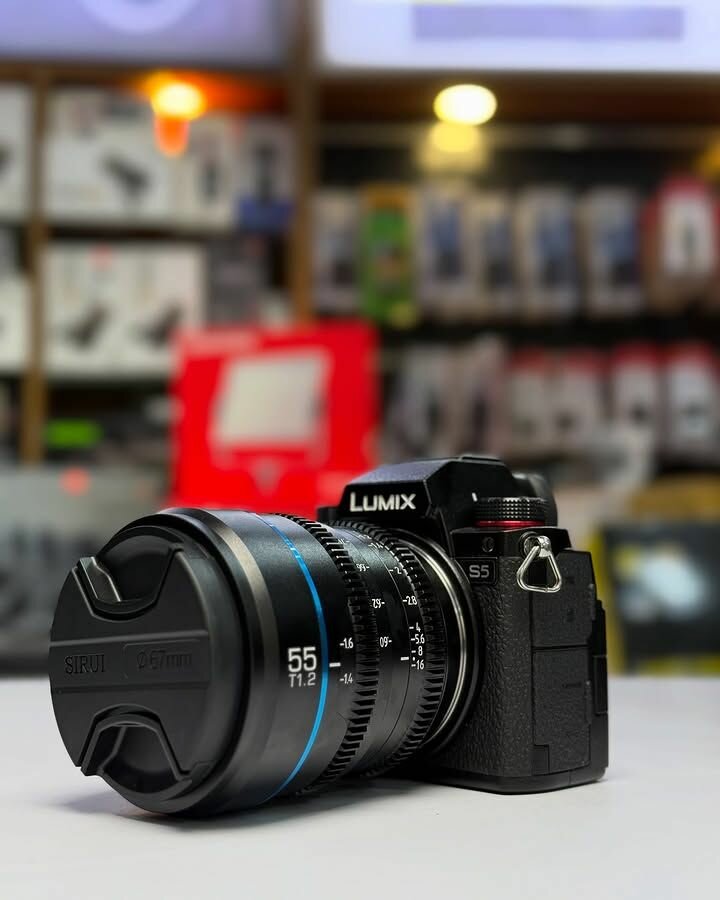 PANASONIC LUMIX S5 Mirrorless