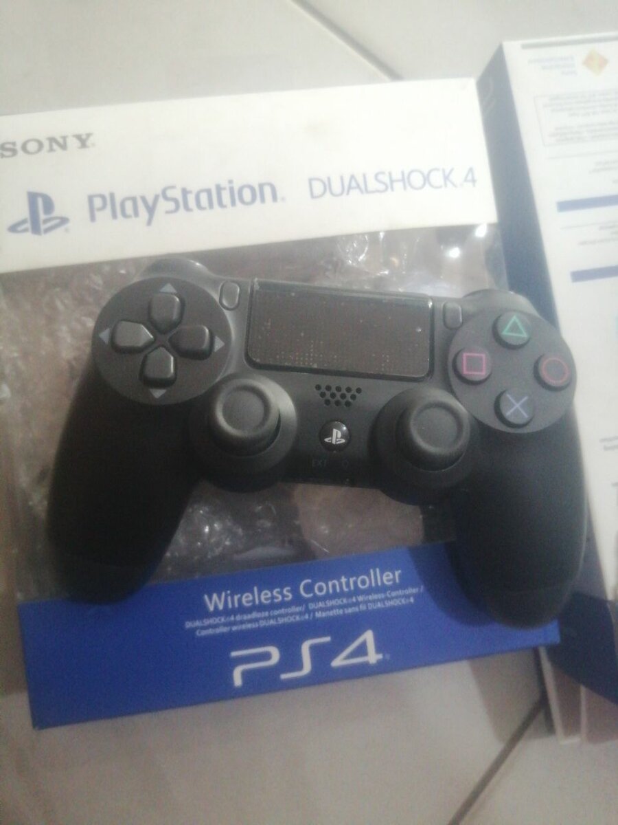 PS4 GAMEPAD WIRELESS