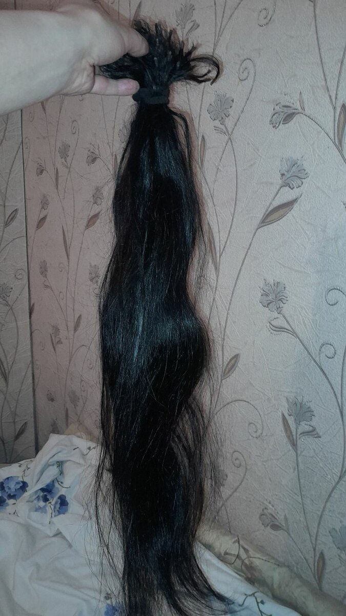 Живые нарощенные волосы 65-70см ,капсула270-300