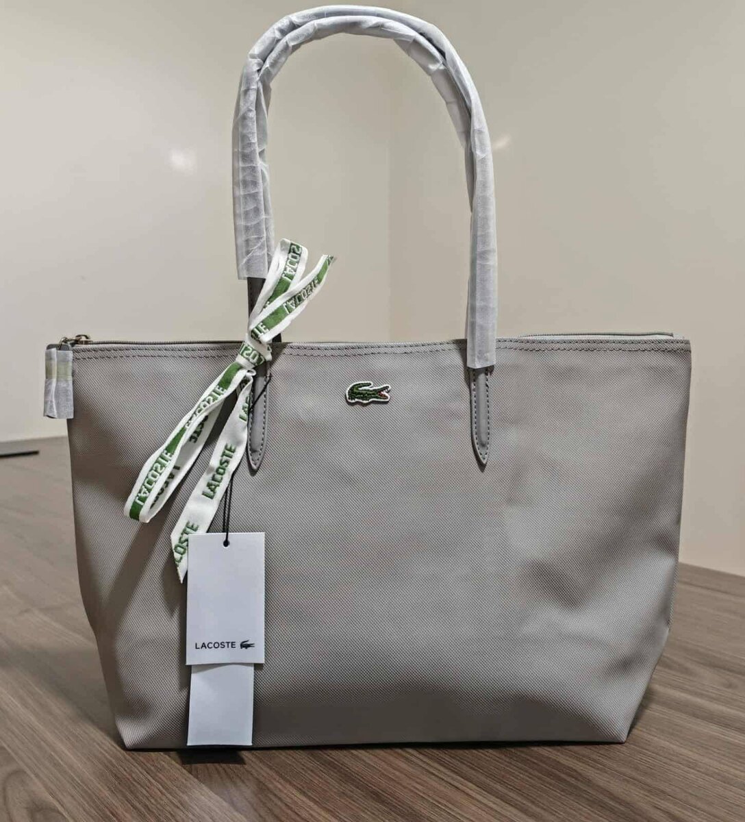 Sac à main Lacoste élégant