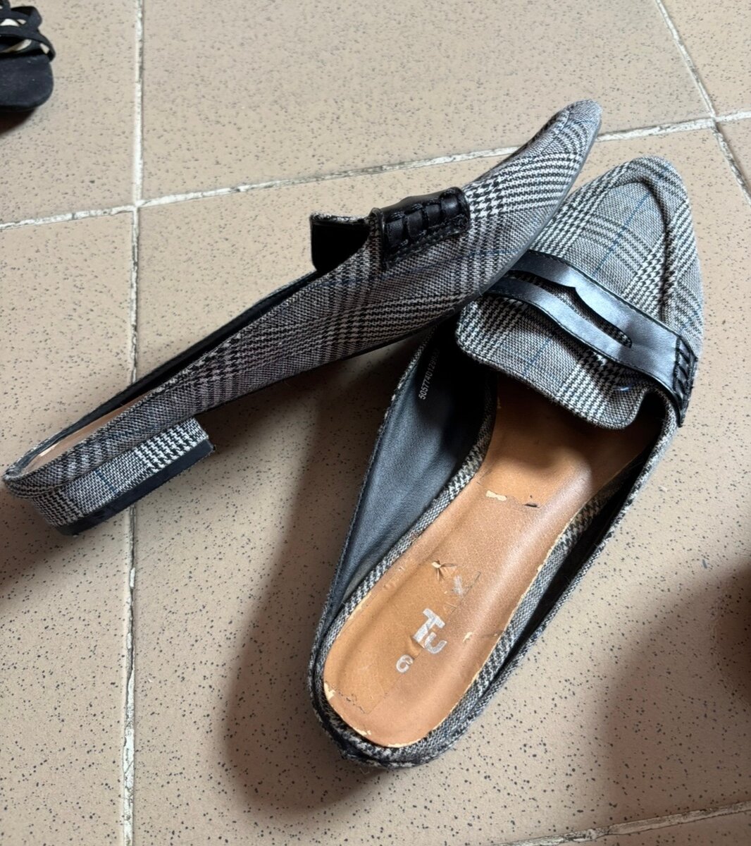 Mocassins à carreaux élégants