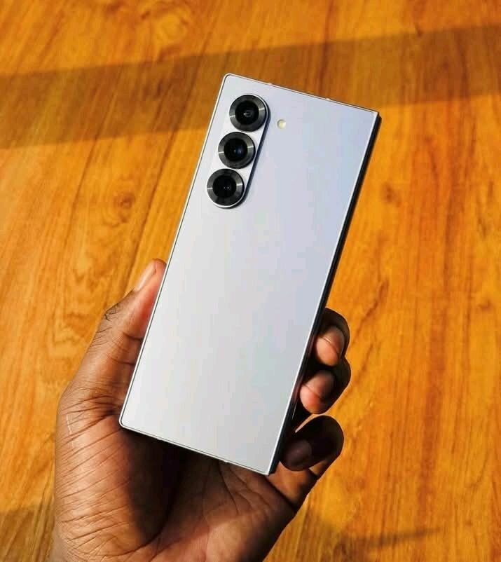 Samsung Galaxy Z Fold 6