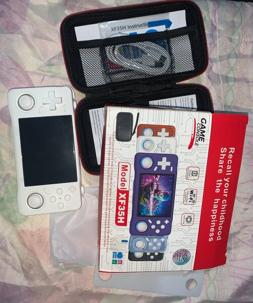 Console de jeu portable rétro