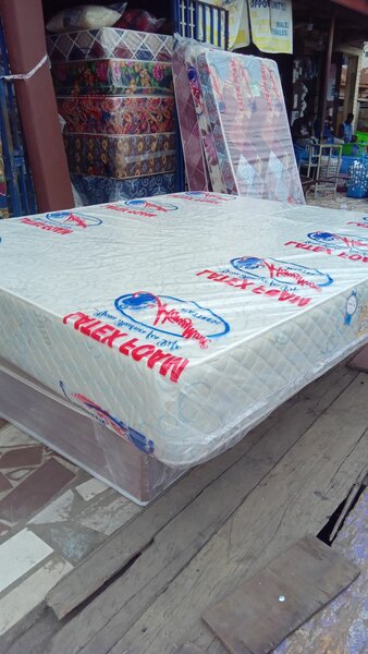 Mattresses- 10" King Size Latex Foam