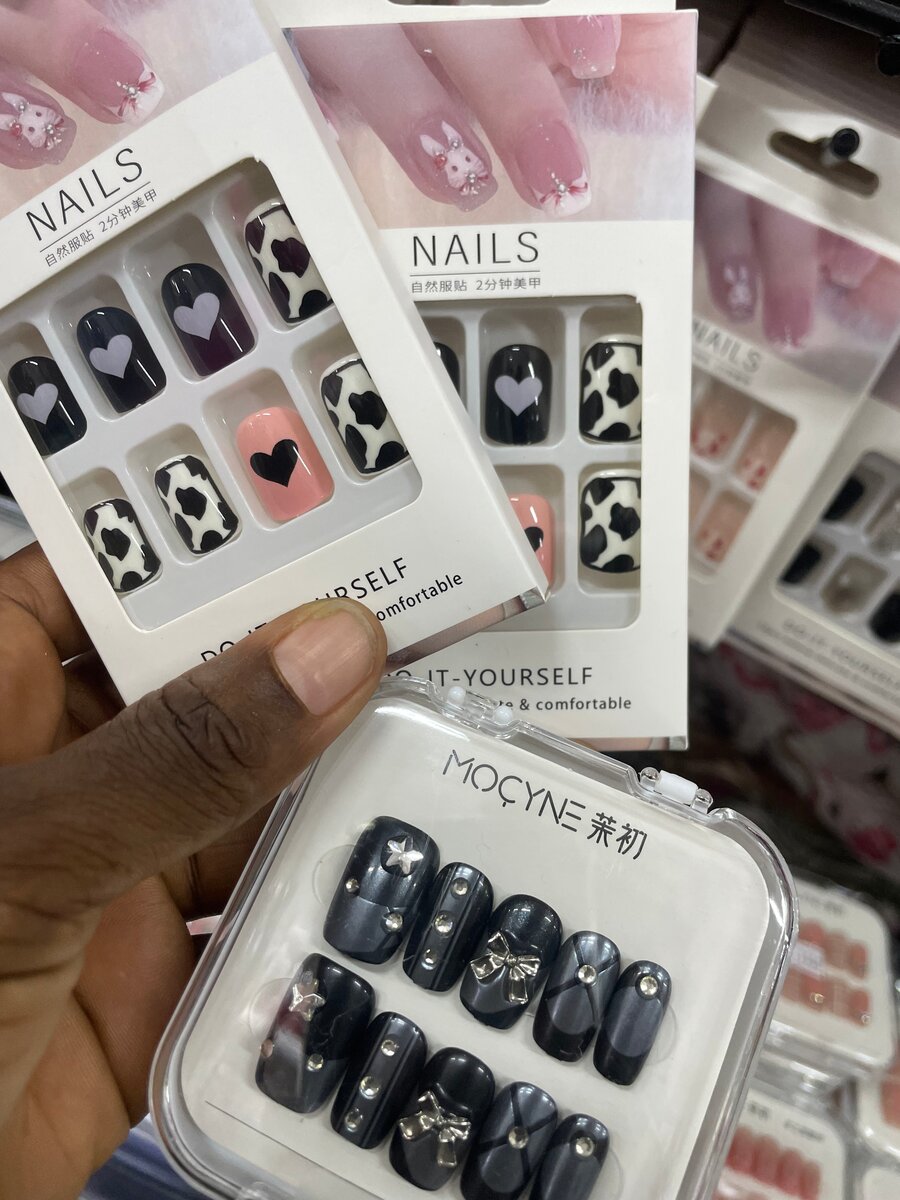 Faux ongles élégants DIY