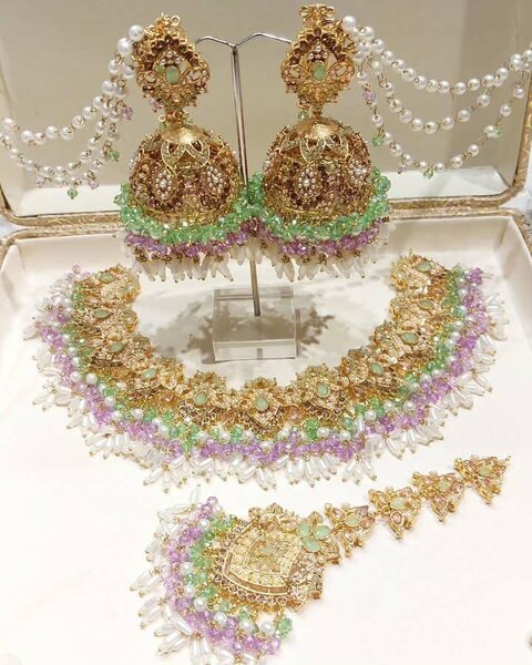 Beautiful kundan set