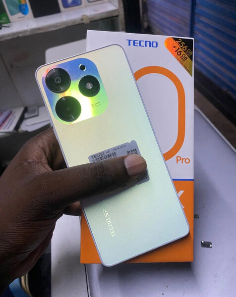Smartphone Tecno Spark 10 Pro