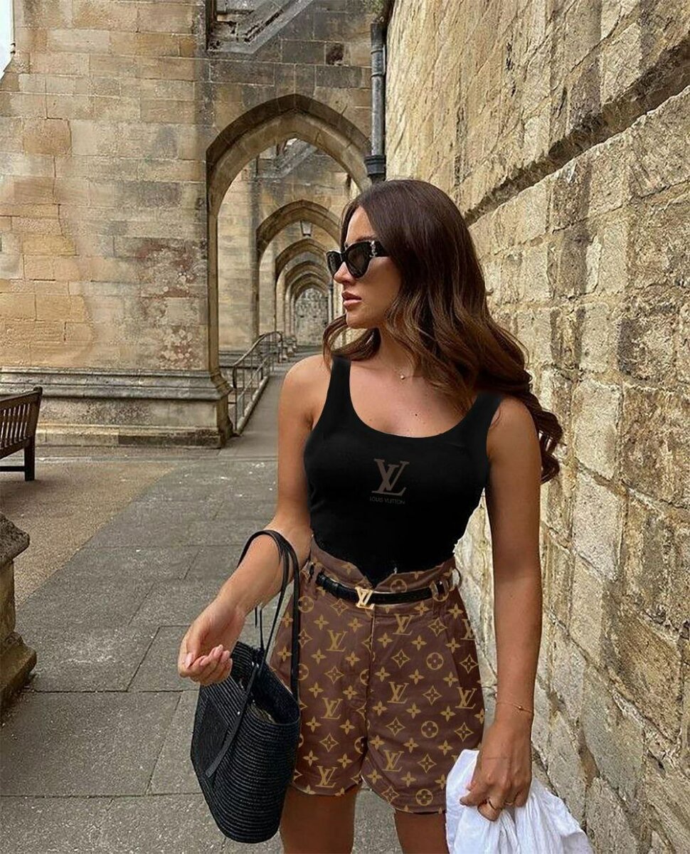 3pc set: vest, shorts and belt.  S, M & L.