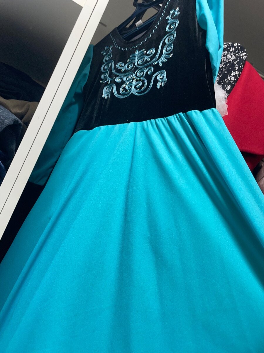 платье для выступлений