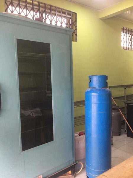 Baking oven,coldroom,gas cylinder and baking accessories