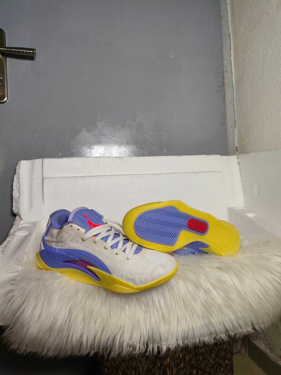 Chaussures de sport colorées