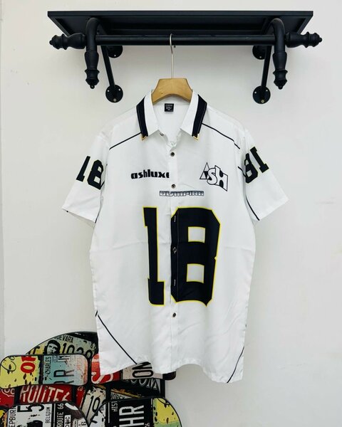 VARSITY T-SHIRT
