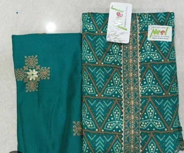 Ladies suit
