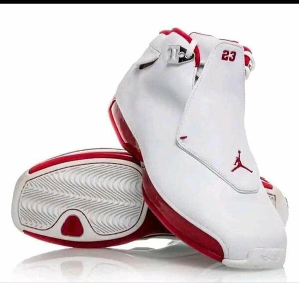 Sneakers homme blanches stylées