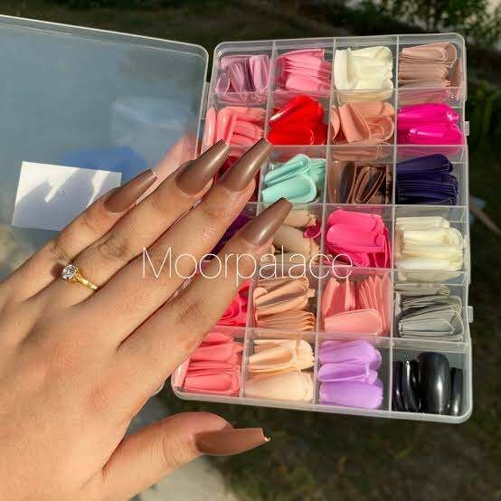 Artificial nails