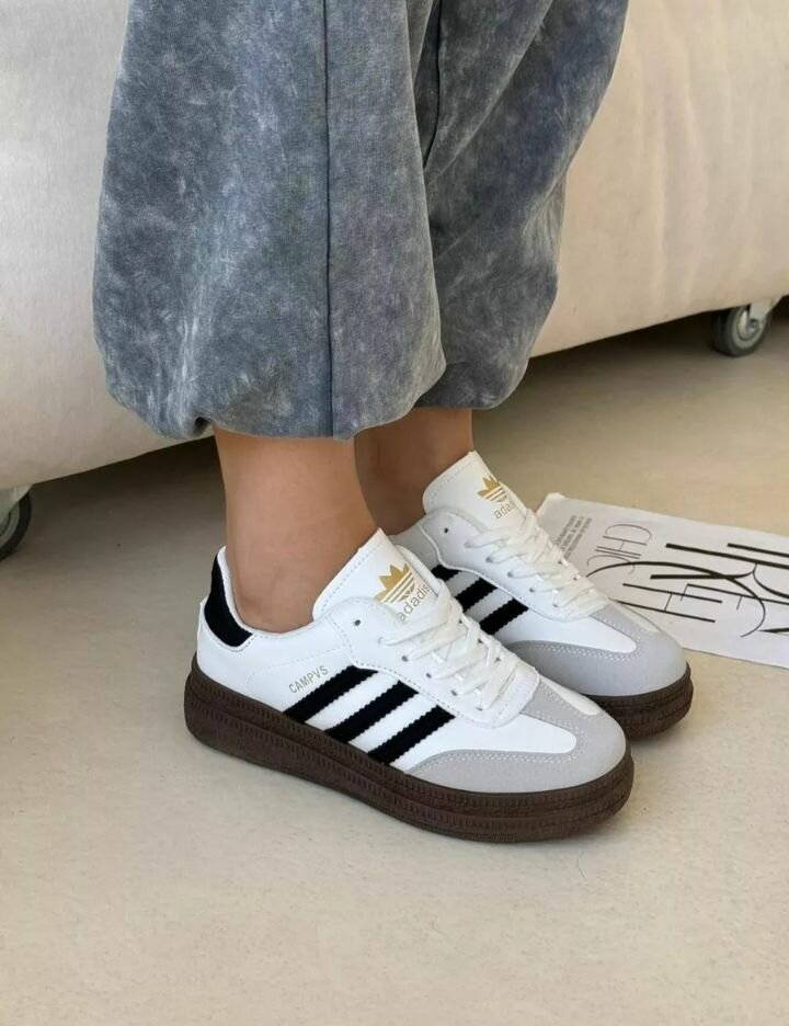 Кроссовки Adidas Campvs
