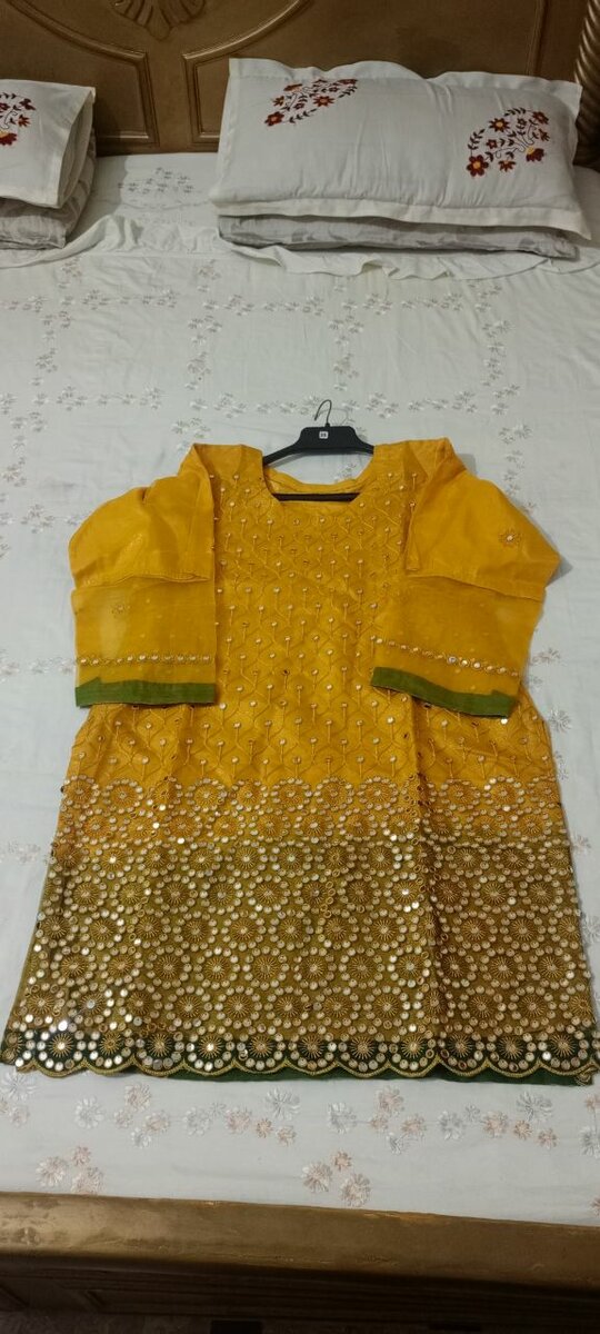 Mehndi suit