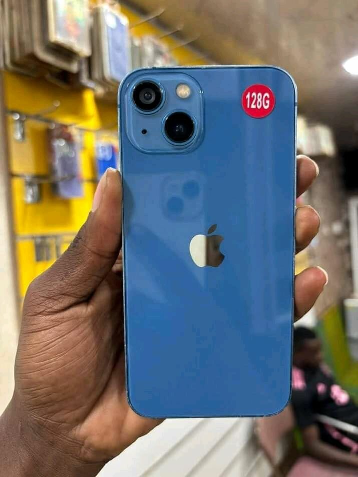 iPhone 128Go Bleu