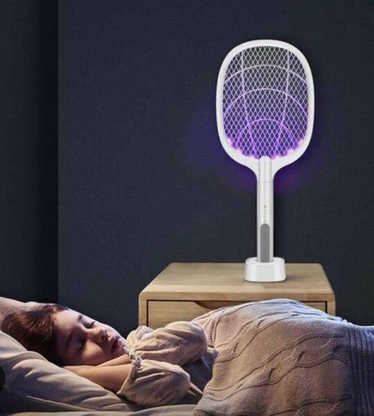 Raquette anti-moustique
