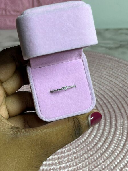 Bague Solitaire Élégante