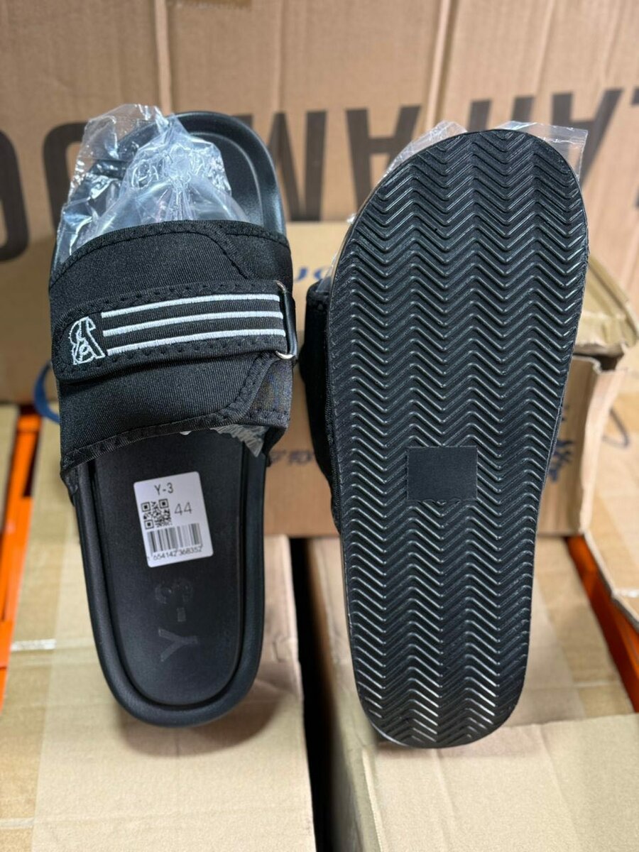 Claquettes confortables Y-3