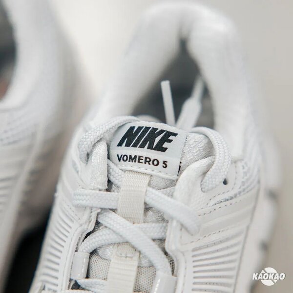 Nike Vomero 5 Blanc