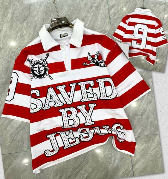 Polo rayé "Saved by Jesus"