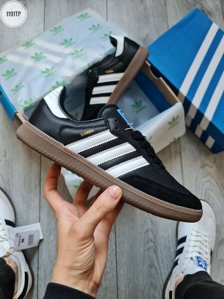 ADIDAS SAMBA