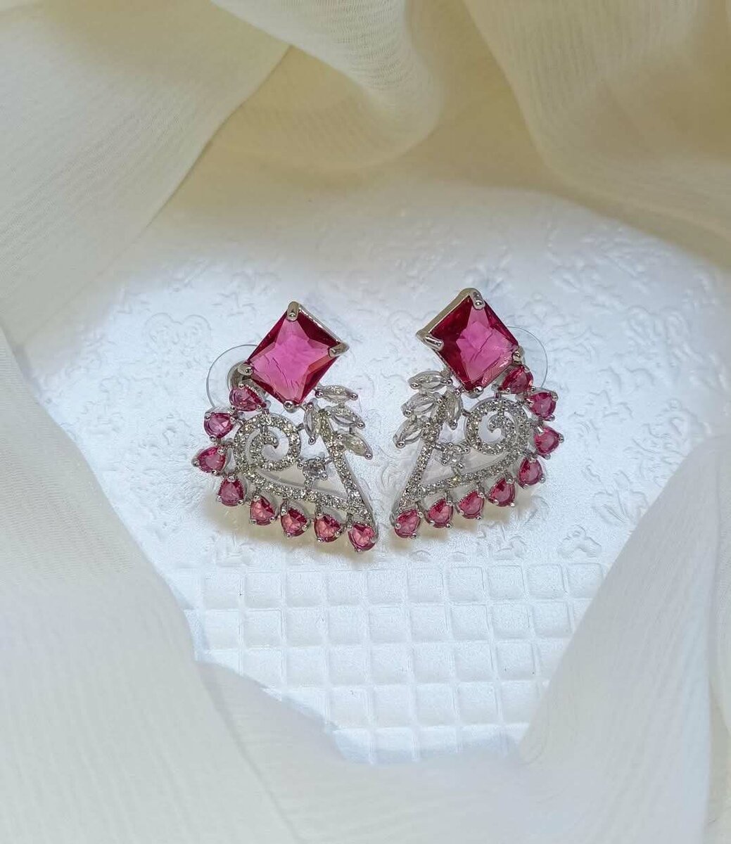 Ladies earrings
