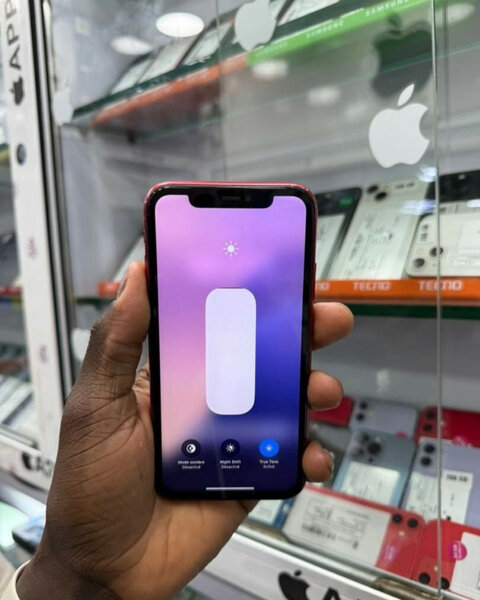 iPhone 11 Rouge Déverrouillé