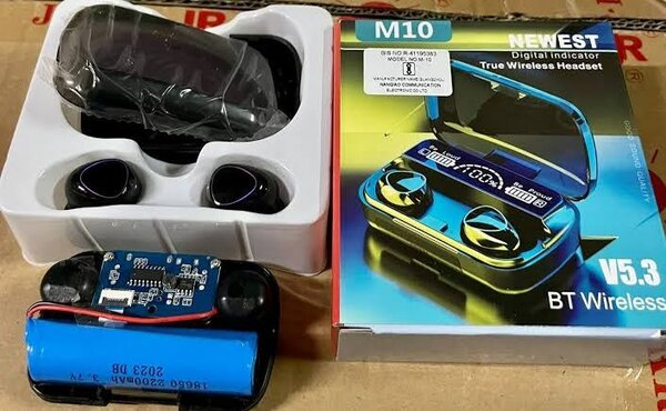 M10 Earbuds