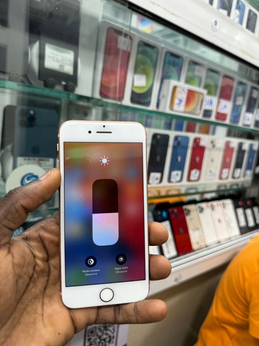 iPhone 8 64G propre