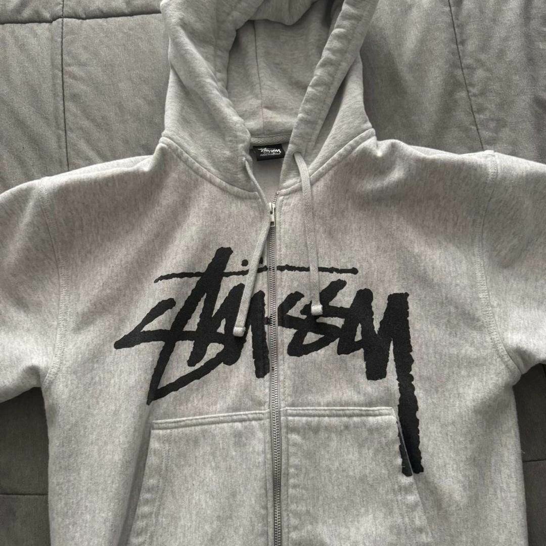 Hoodie Stüssy style urbain